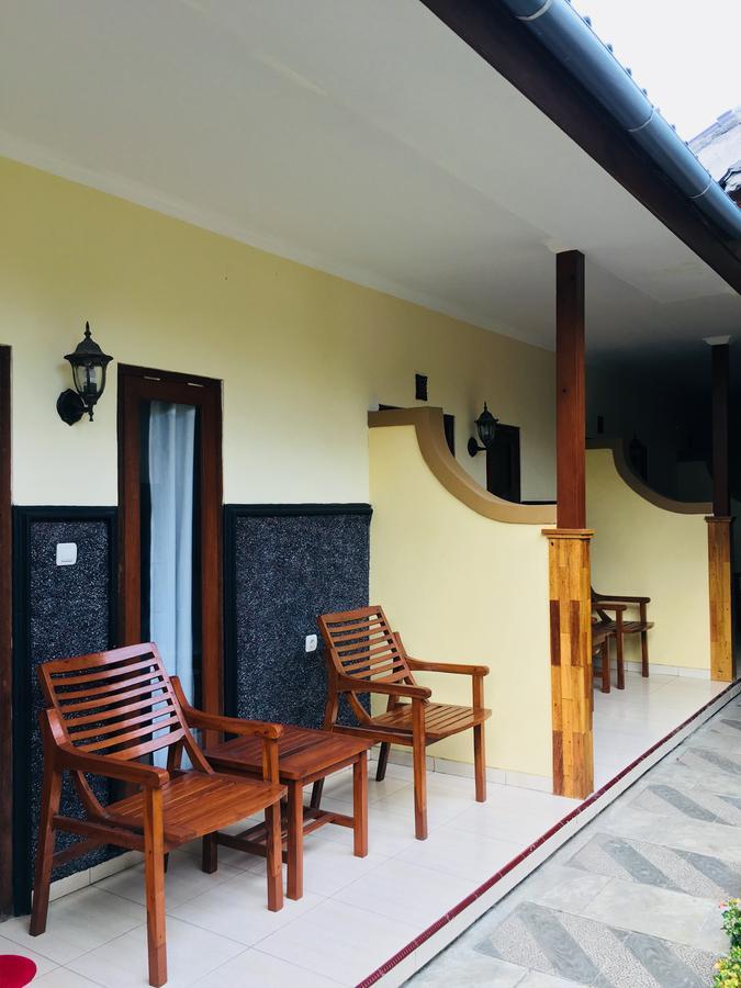Yudhist Guest House Lembongan Exterior foto